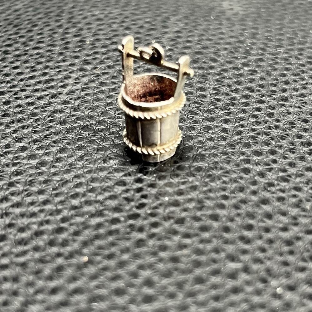Vintage Silver Charm Wood bucket Pale 3D Freestanding 925 Sterling Artisan. T1